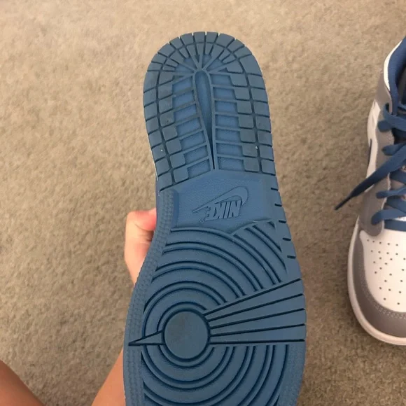 Nike Air Jordan Mid - White, Blue, and Gray - Picture 3 of 4